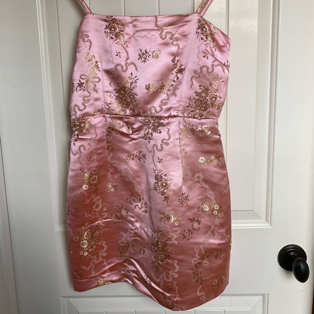 Trendy pink silk I am Gia dress!